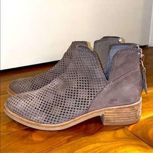 dolce vita laser cutout gray suede booties